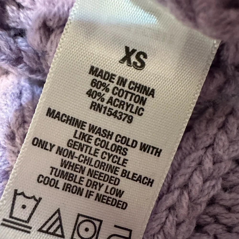 Aéropostale purple cable-knit pullover‎ sweater women's XS crew neck